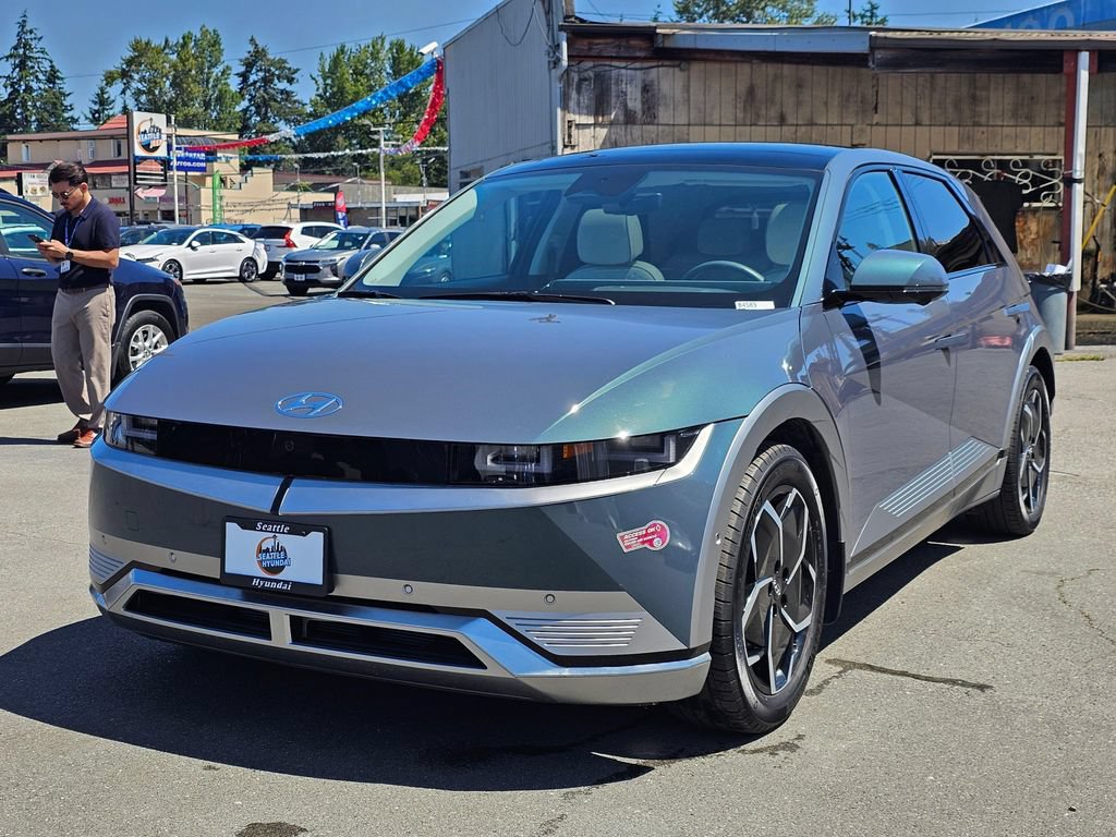 Used 2024 Hyundai Ioniq 5 Limited RWD image 3