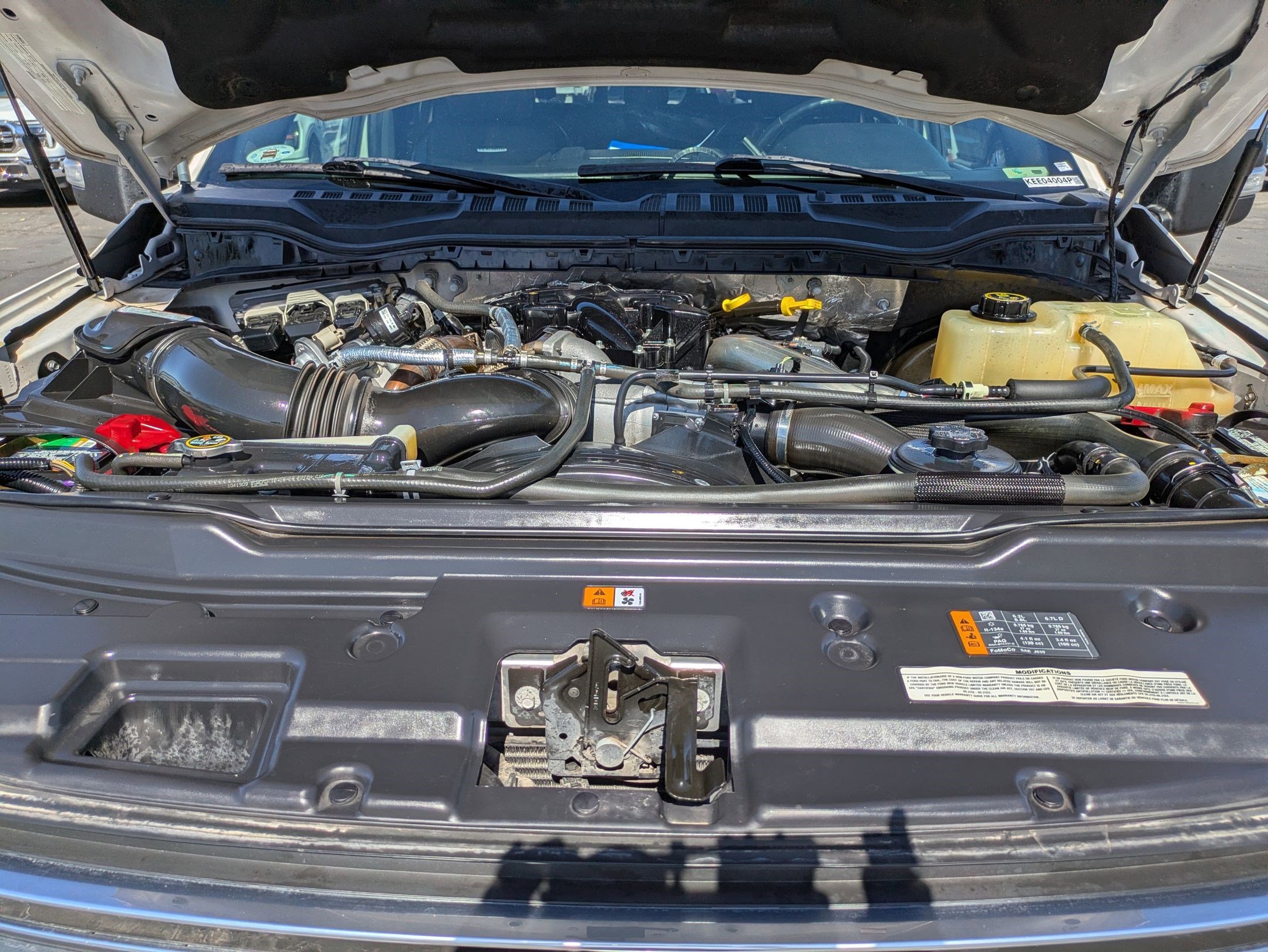 Certified 2019 Ford F350 Platinum w/ Platinum Ultimate Package AWD/4WD image 36