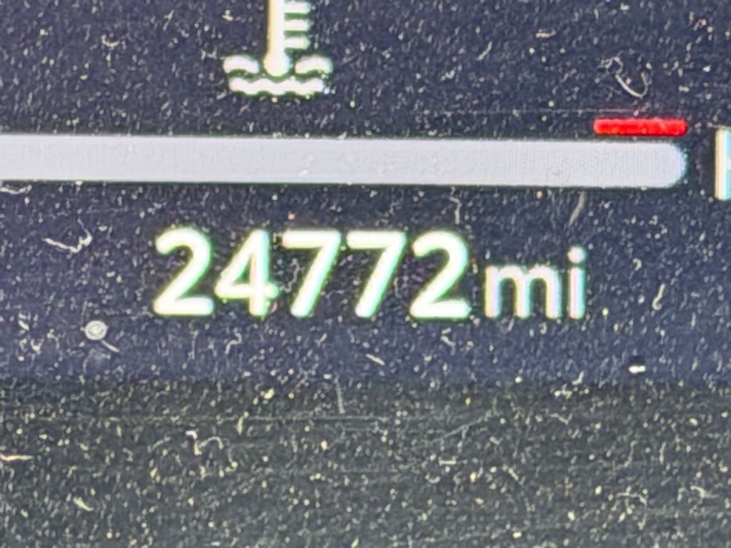 Used 2024 Toyota Grand Highlander Limited image 15