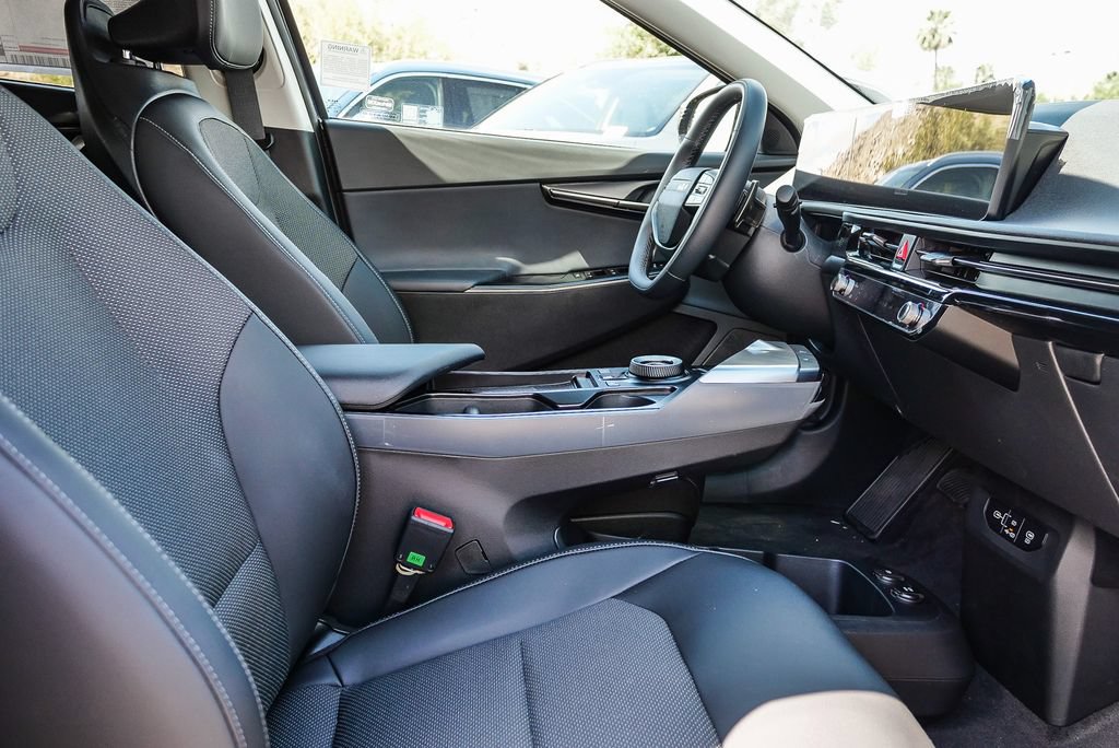 New 2026 Kia EV6 Light RWD image 8