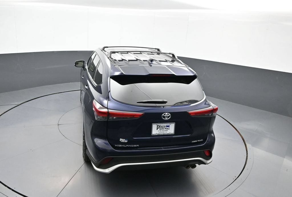 Used 2021 Toyota Highlander XSE AWD/4WD image 41