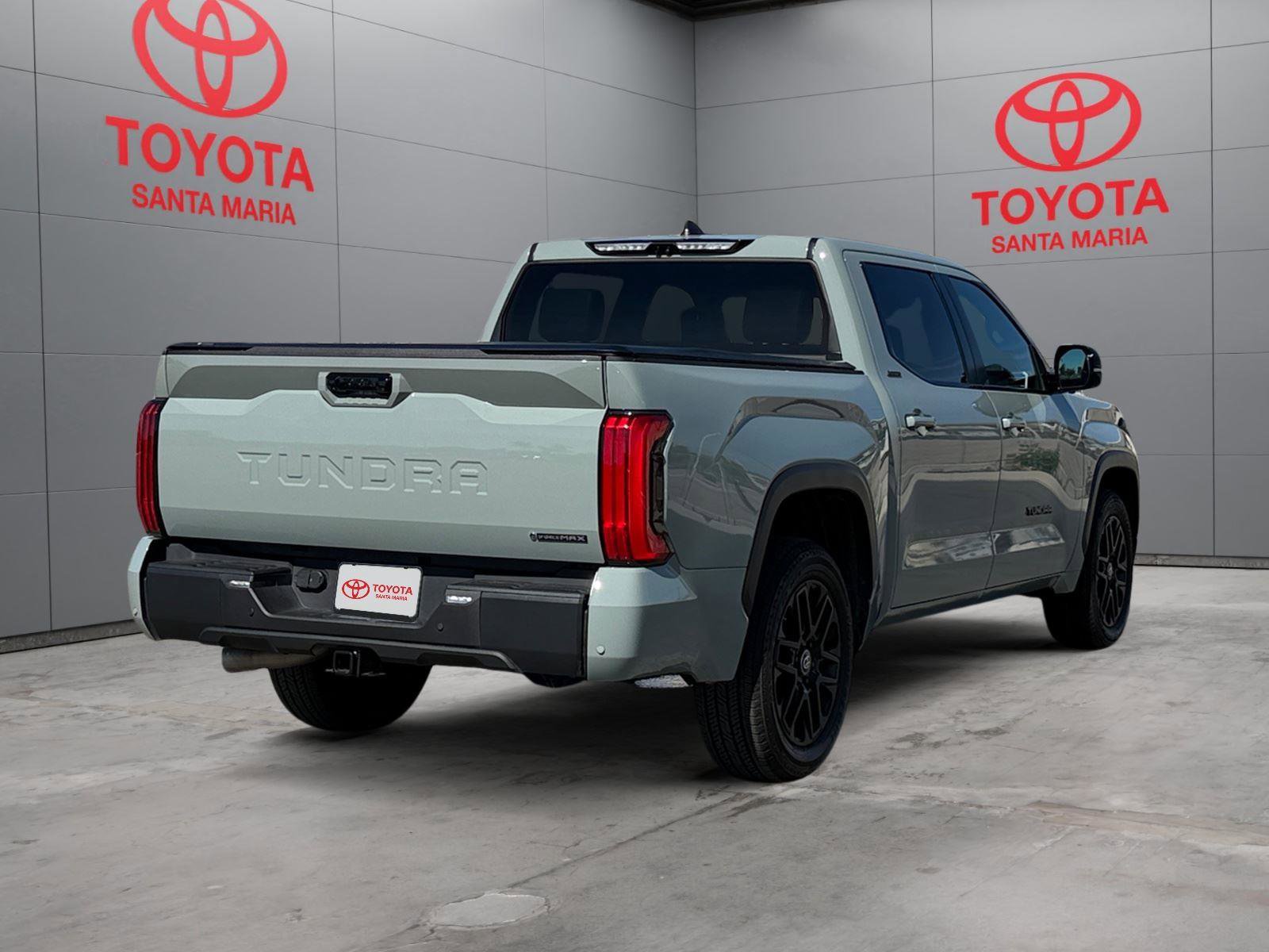 Used 2025 Toyota Tundra Limited image 9
