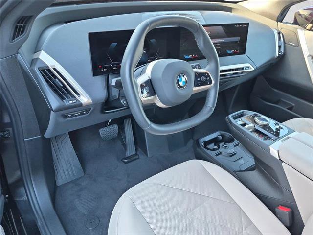Used 2026 BMW iX xDrive45 AWD/4WD image 10