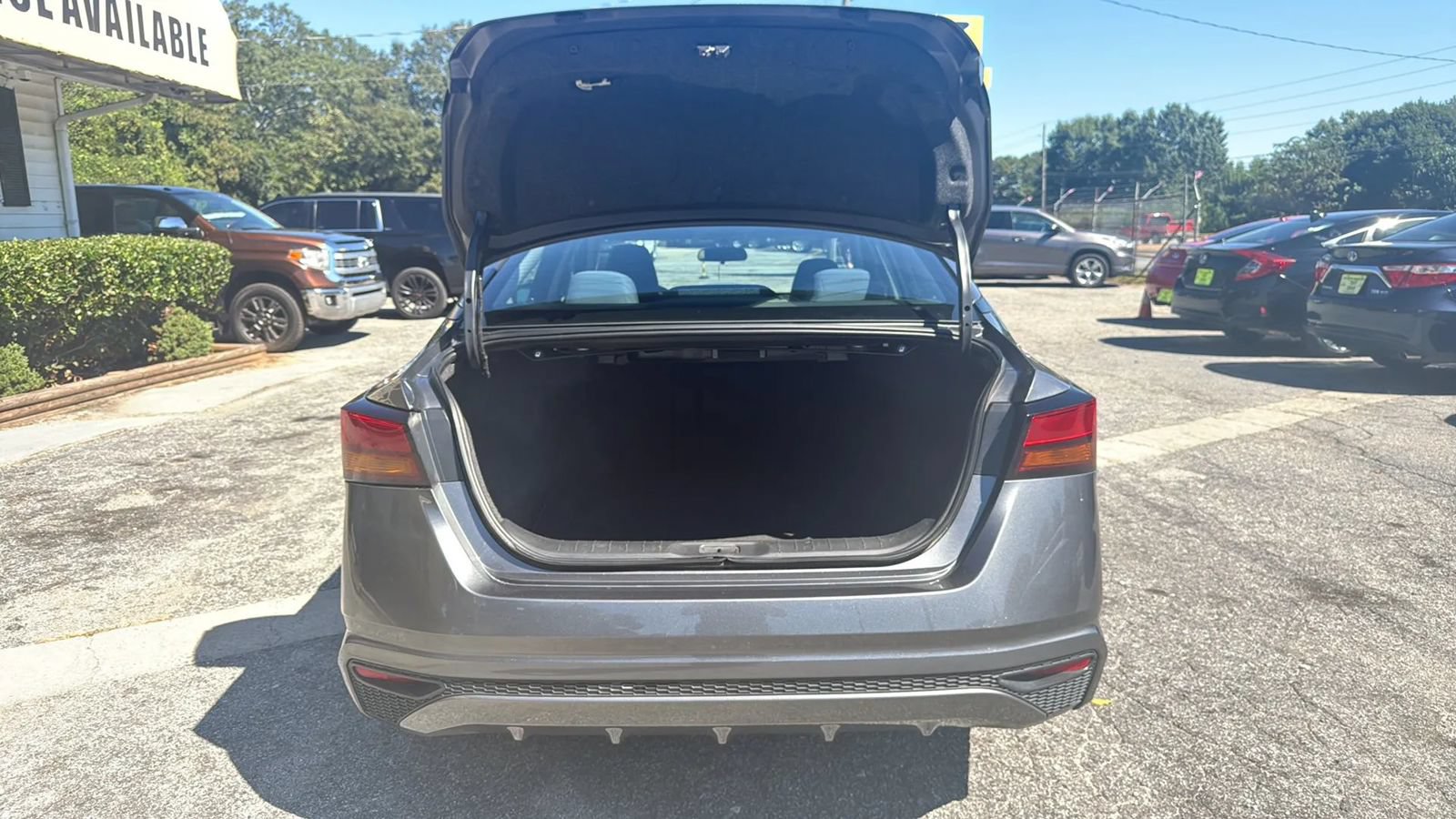 Used 2020 Nissan Altima 2.5 S FWD image 16