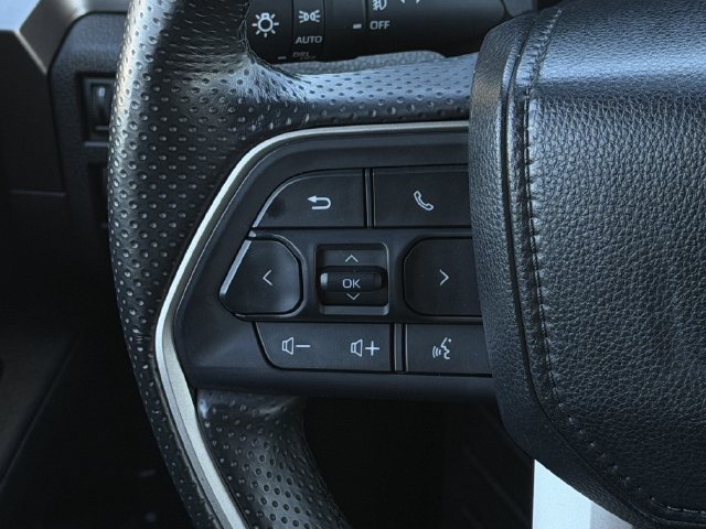 Used 2025 Toyota 4Runner SR5 AWD/4WD image 14