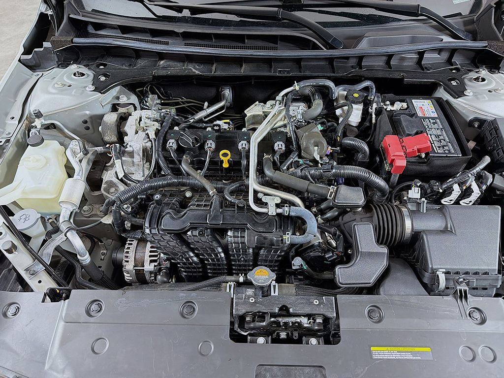 Used 2023 Nissan Altima 2.5 SR image 11
