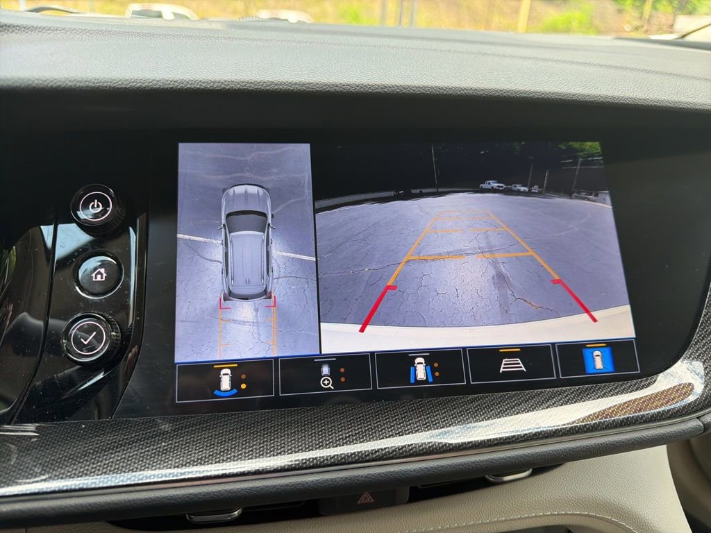 Certified 2021 Buick Envision Essence w/ Technology Package I FWD image 23