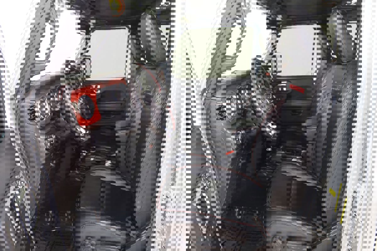 Used 2022 Jeep Gladiator Rubicon w/ Cold Weather Group image 12