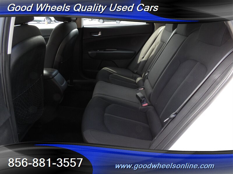 Used 2020 Kia Optima LX FWD image 14