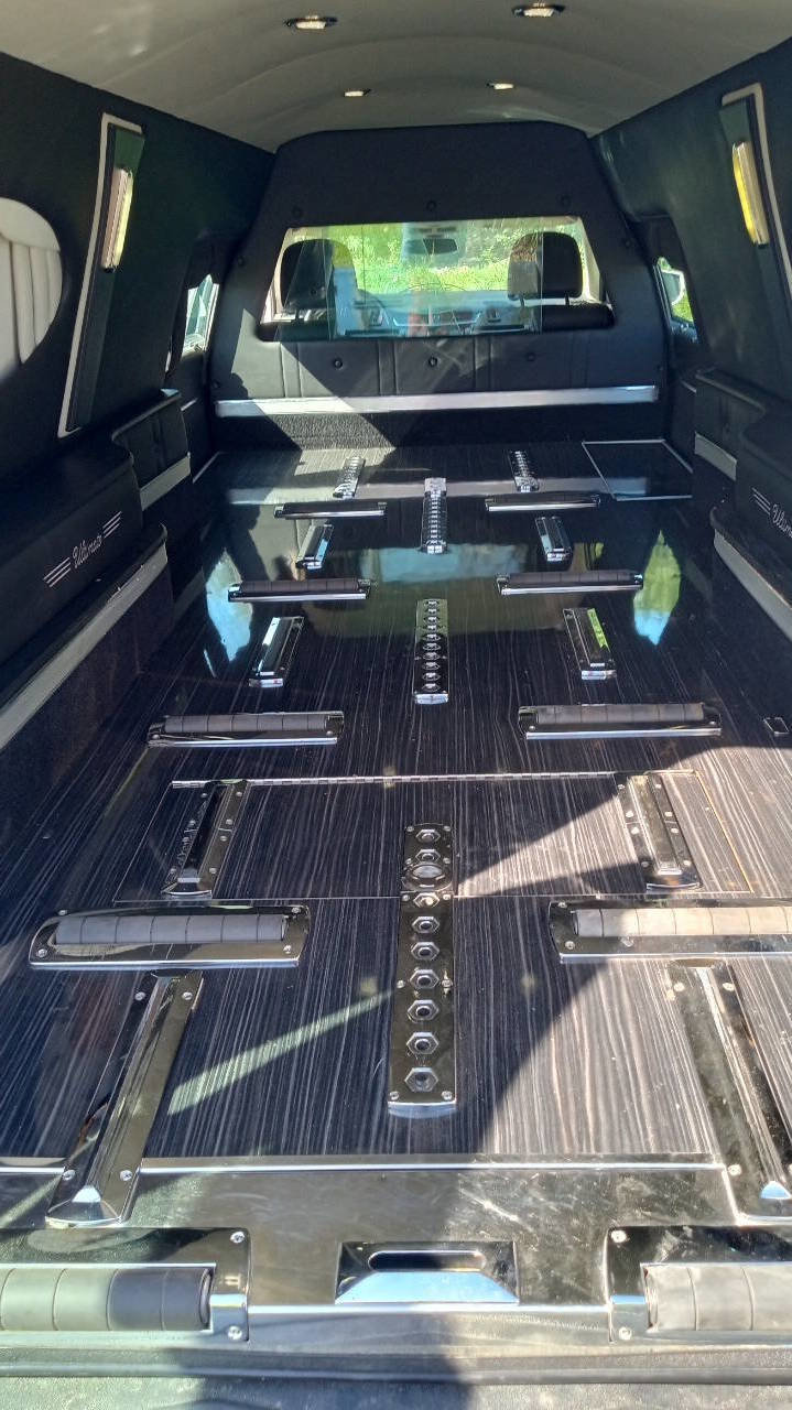 Used 2015 Cadillac XTS Hearse image 17