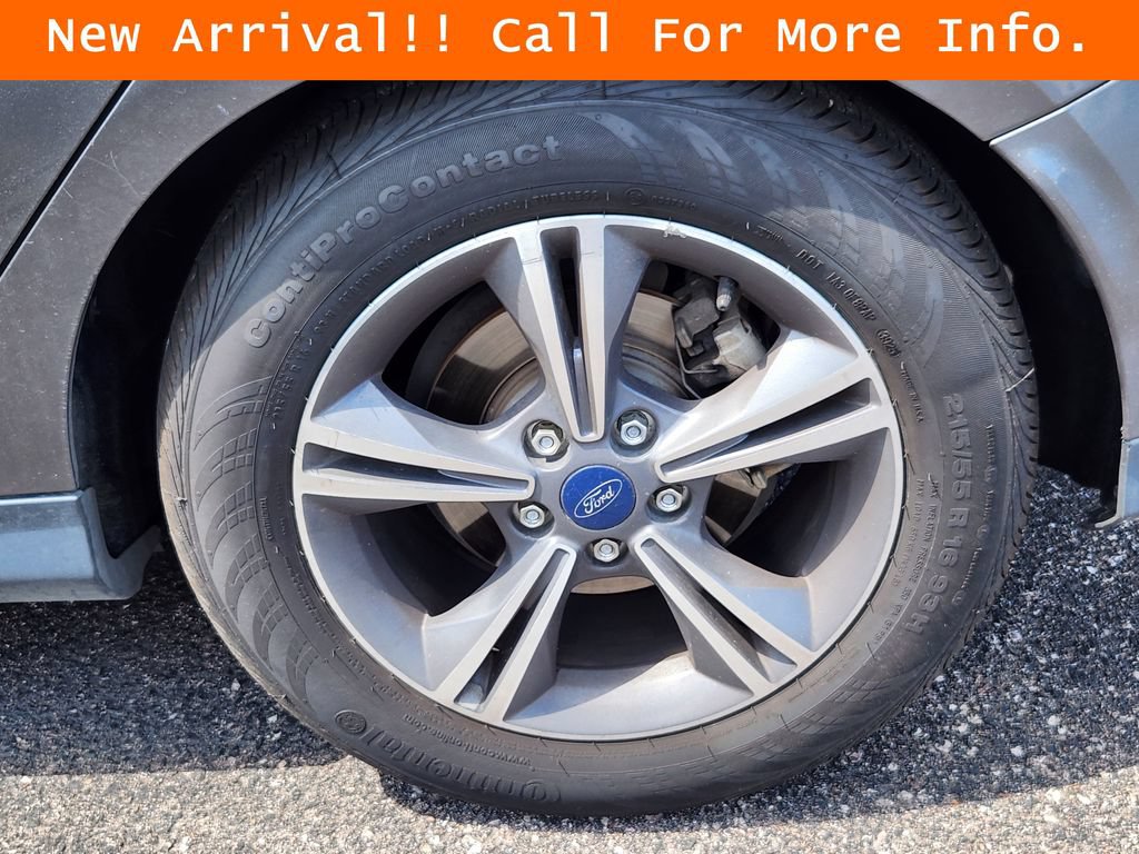 Used 2014 Ford Focus SE w/ SE Sport Package FWD image 10
