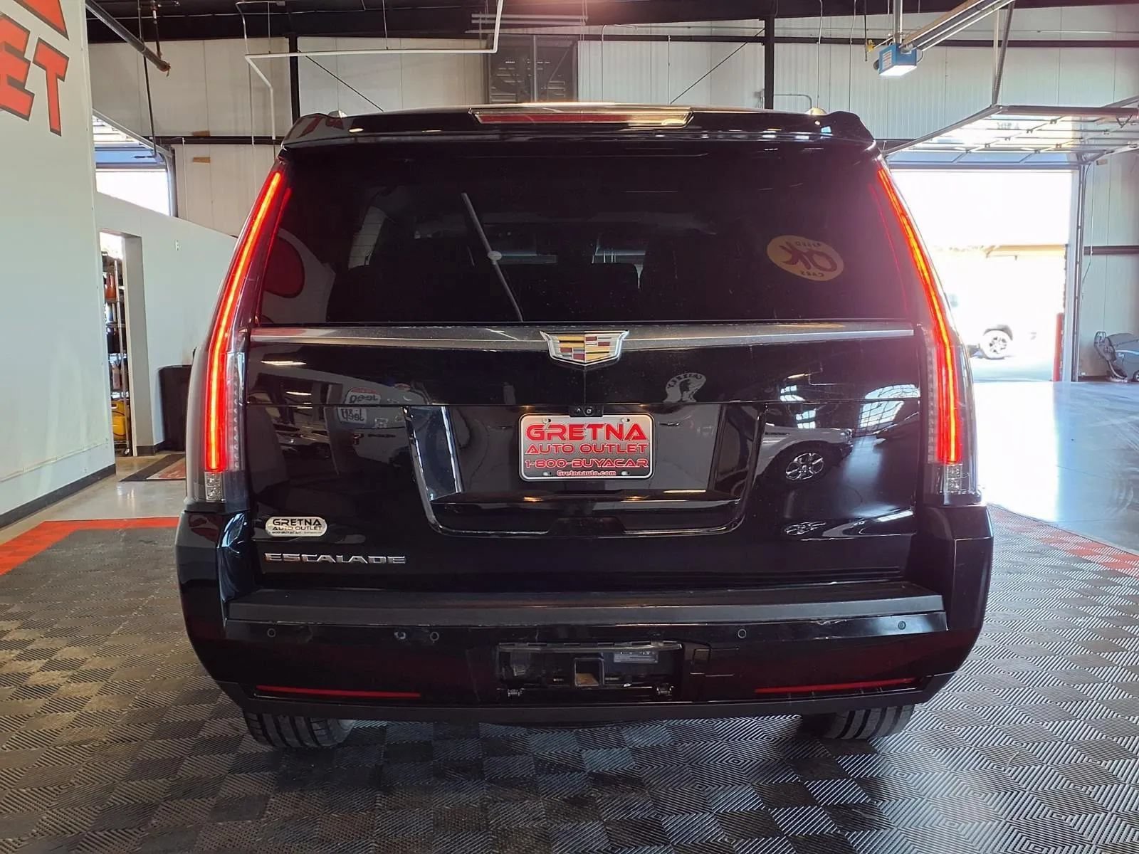 Used 2020 Cadillac Escalade Luxury AWD/4WD image 5