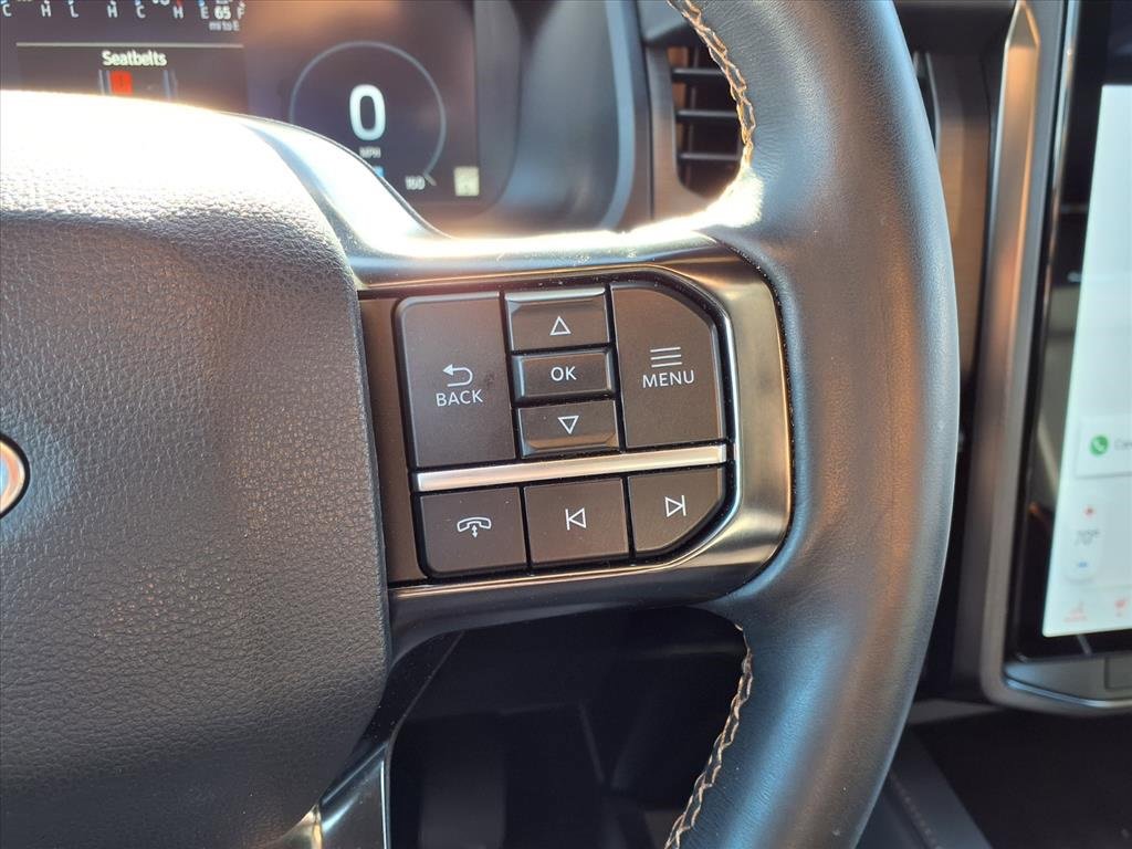 Used 2024 Ford Expedition Platinum image 19