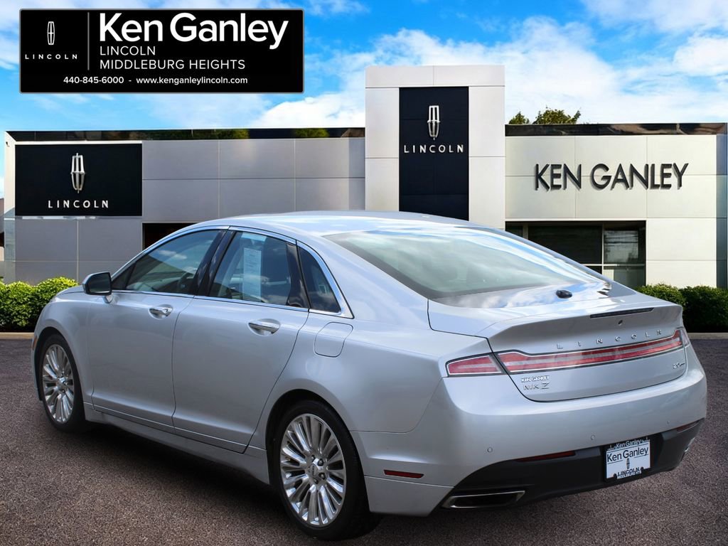 Used 2013 Lincoln MKZ FWD image 5