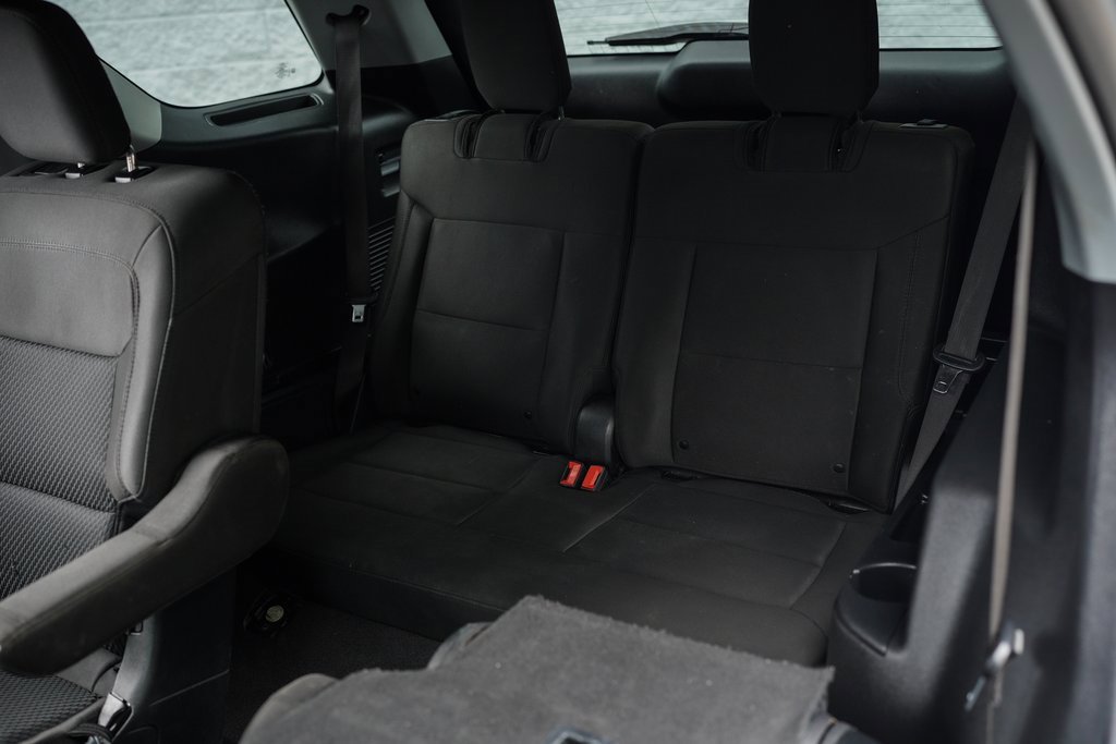 Used 2023 Ford Explorer XLT image 24