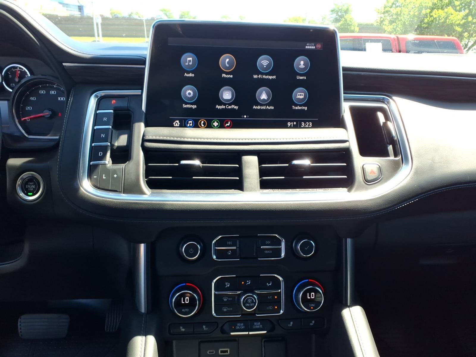 Used 2021 Chevrolet Tahoe Z71 w/ Luxury Package AWD/4WD image 9