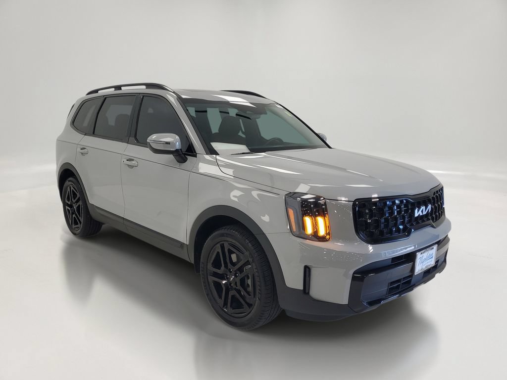Used 2024 Kia Telluride EX X-Line AWD/4WD image 3