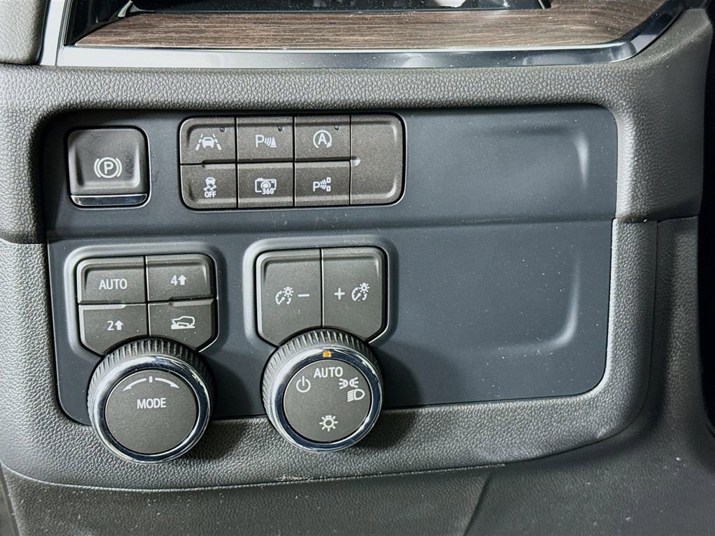 New 2026 Chevrolet Tahoe LS image 10