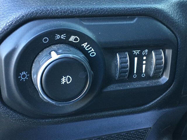 Used 2022 Jeep Wrangler Sport AWD/4WD image 13