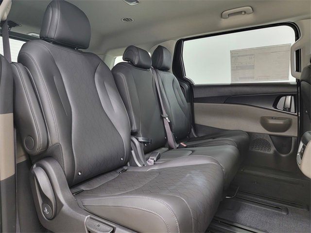 New 2026 Kia Carnival LXS image 18