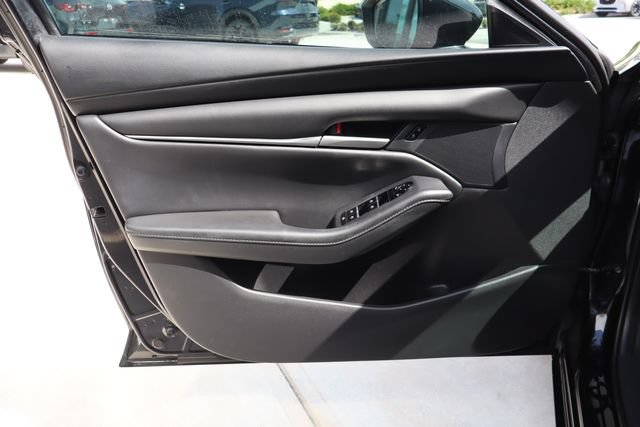 Used 2022 MAZDA MAZDA3 s FWD image 24