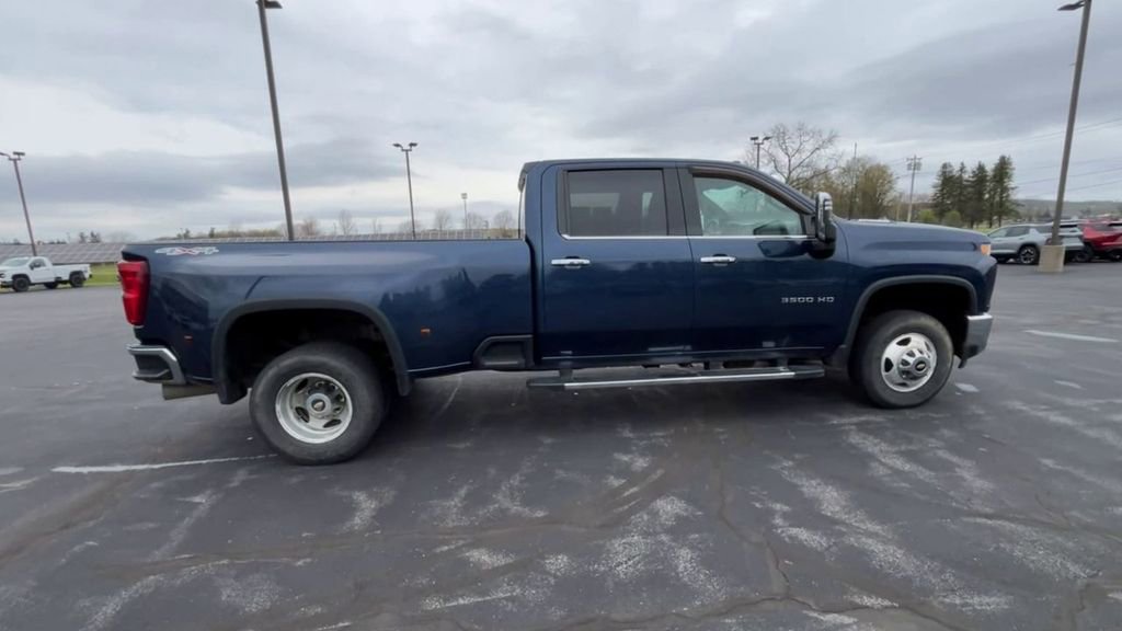 Certified 2021 Chevrolet Silverado 3500 LTZ AWD/4WD image 9