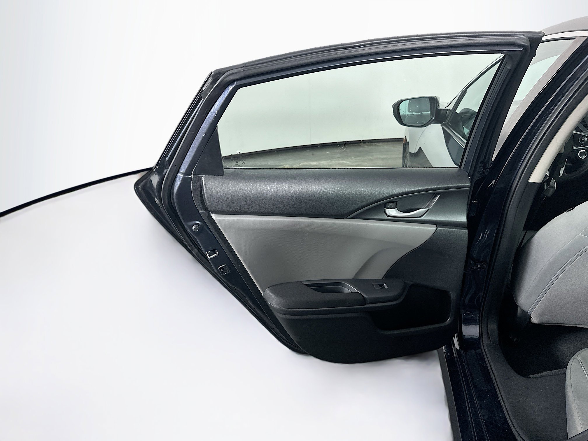 Used 2016 Honda Civic EX-T image 25