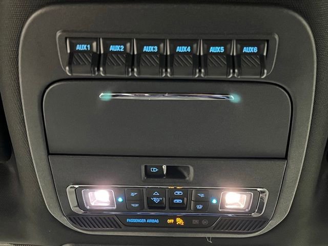 Used 2025 Ford F350 Platinum w/ Tremor Off-Road Package AWD/4WD image 36