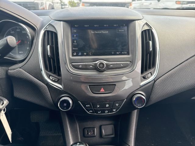 Used 2019 Chevrolet Cruze LT FWD image 8