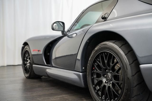 Used 2000 Dodge Viper GTS RWD image 27