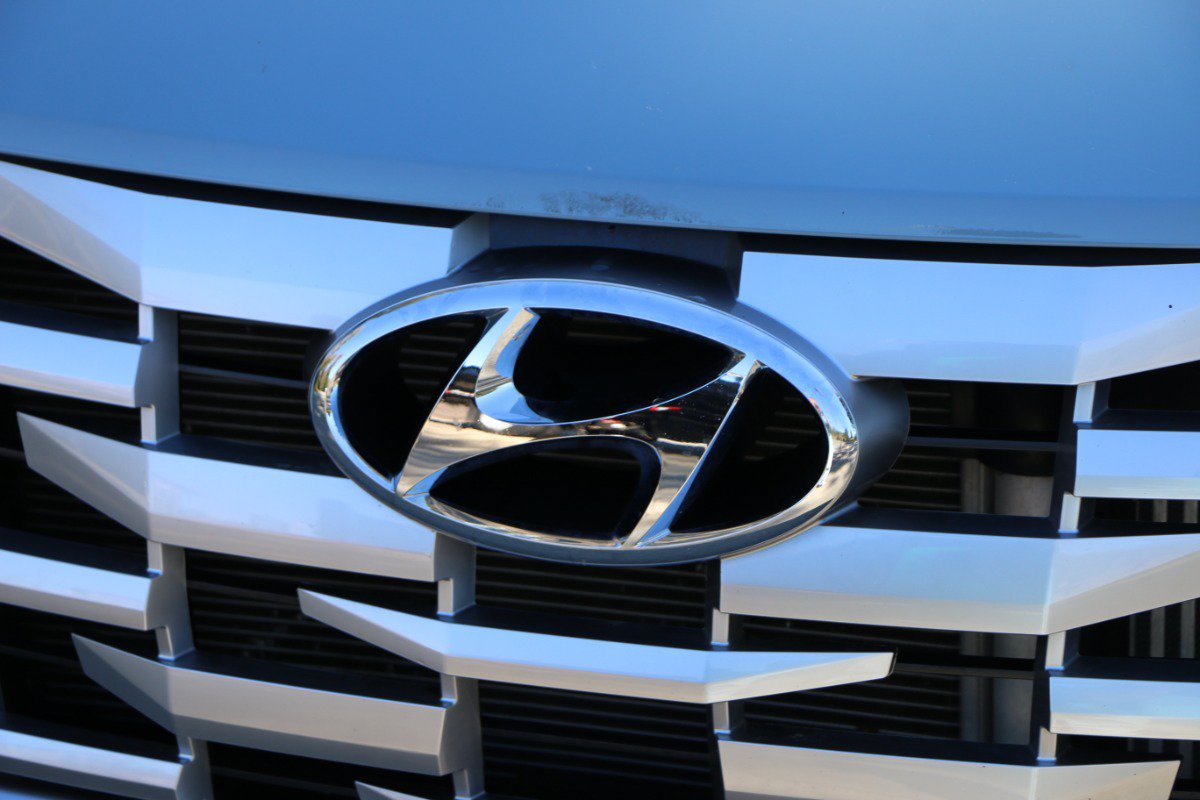 Used 2023 Hyundai Santa Cruz SEL Premium AWD/4WD image 11