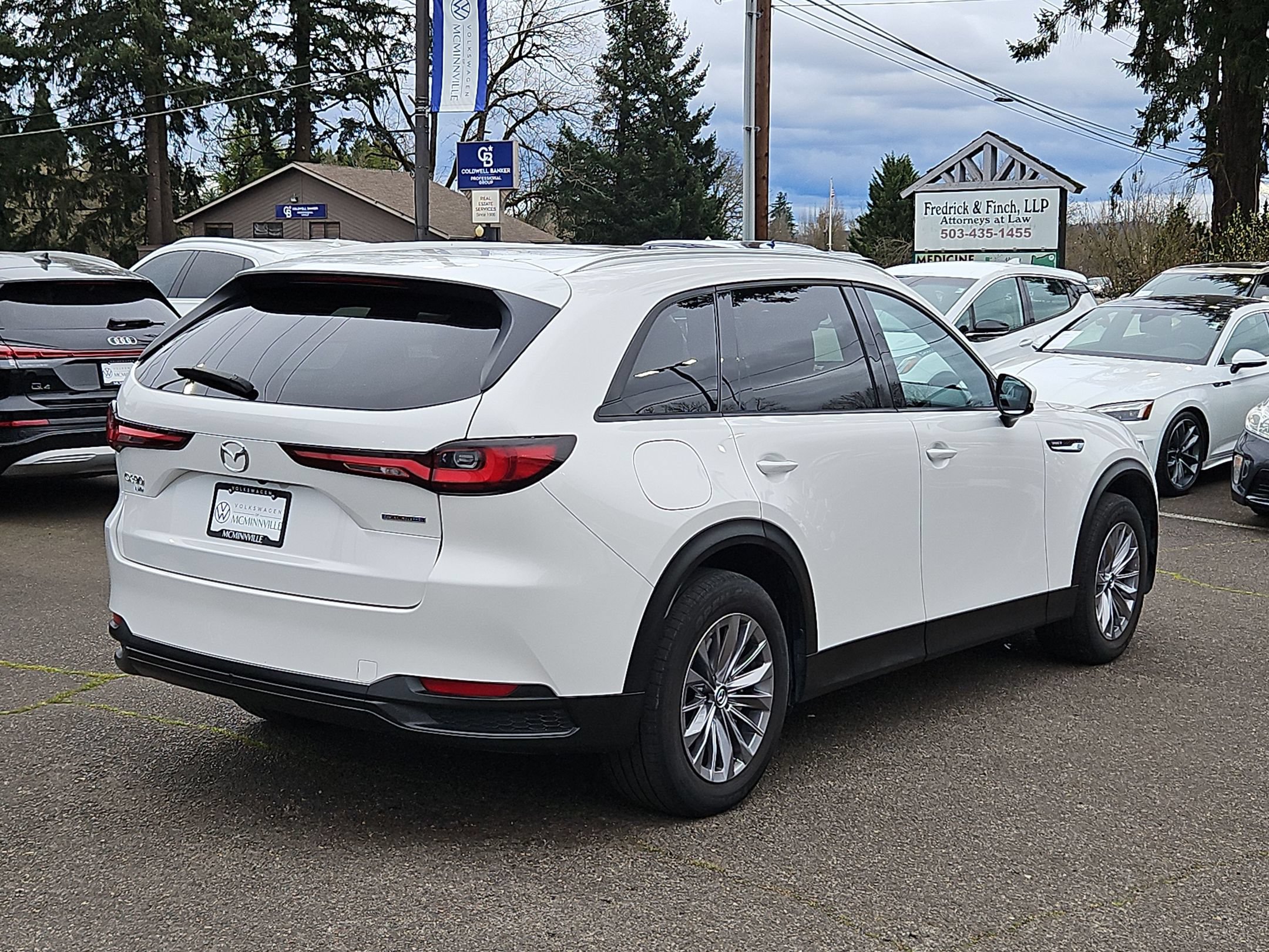 Used 2024 MAZDA CX-90 Plug-In Hybrid w/ Preferred AWD/4WD image 5