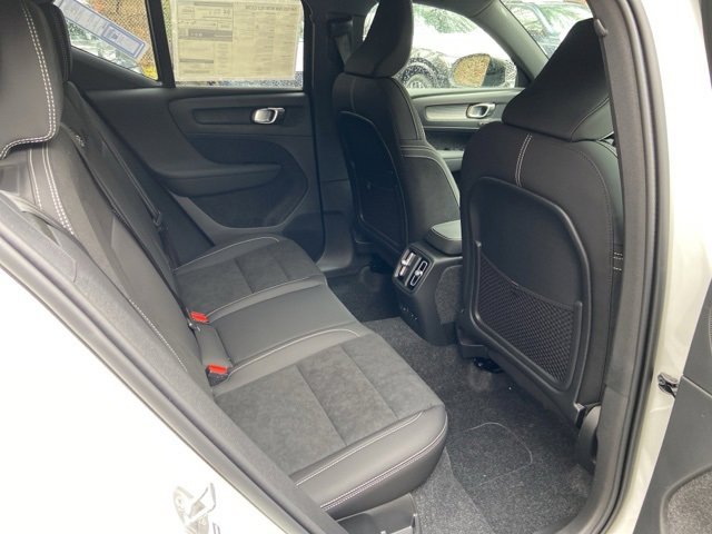 New 2026 Volvo EX40 Plus w/ Climate Package image 15