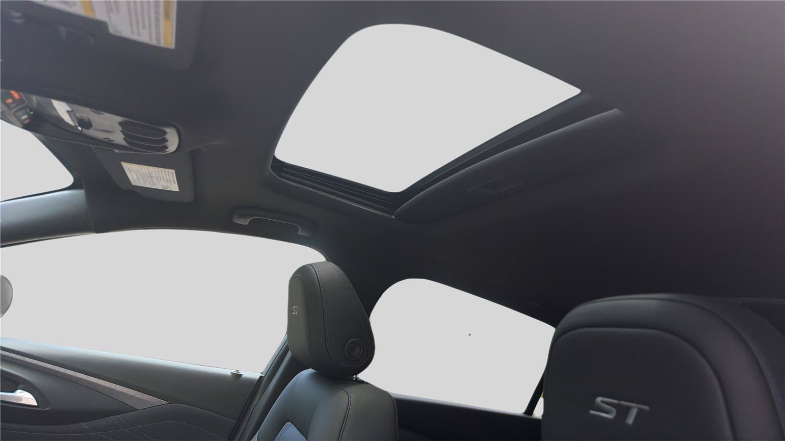 New 2026 Buick Envista Sport Touring w/ Convenience I Package FWD image 16