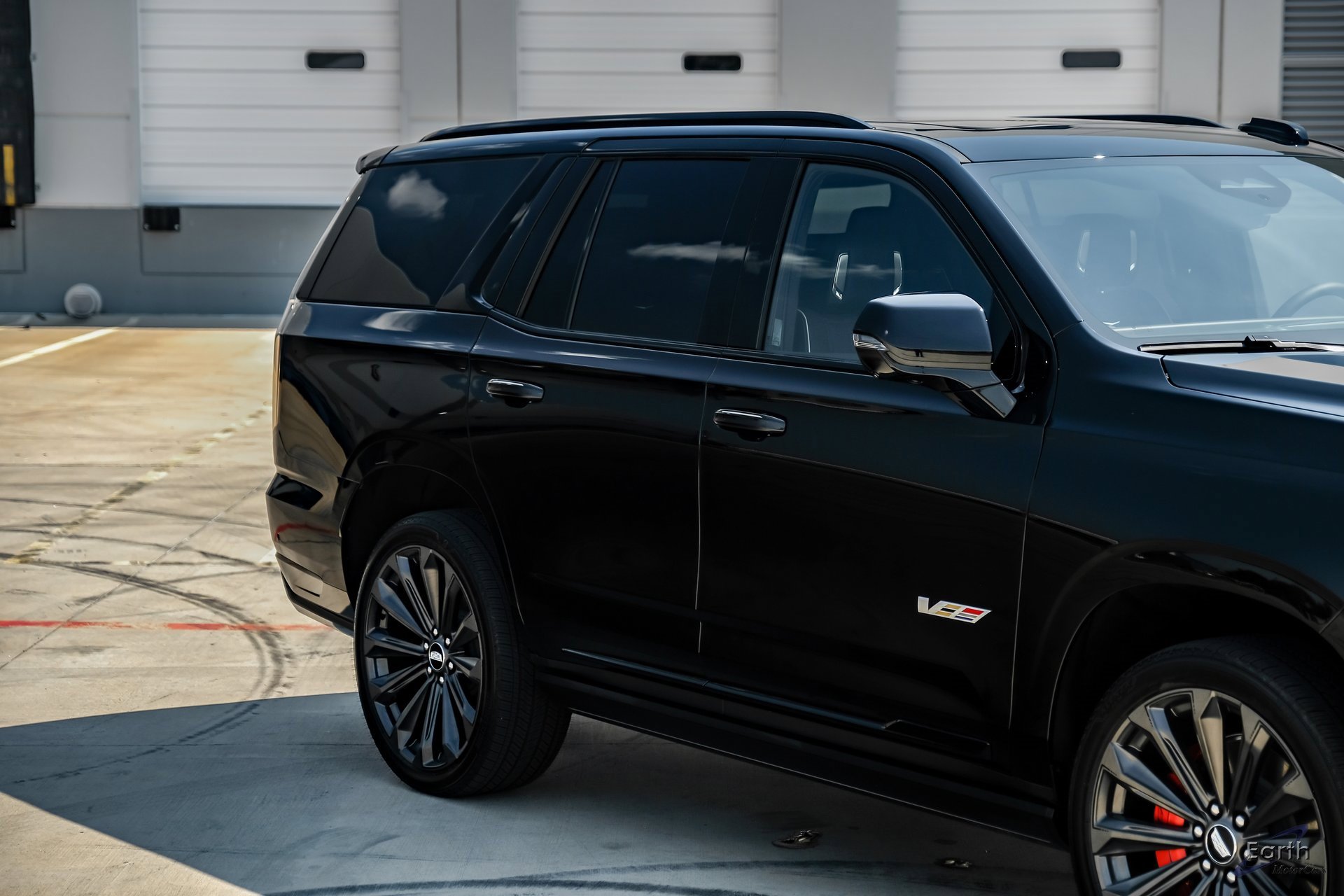 Used 2025 Cadillac Escalade V image 25