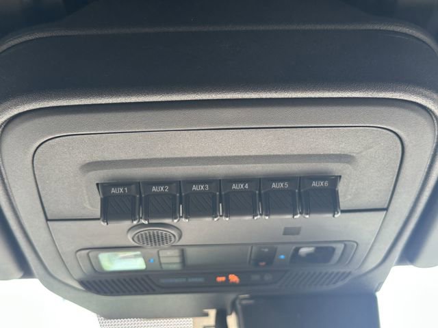 Used 2024 Ford Bronco Everglades image 29