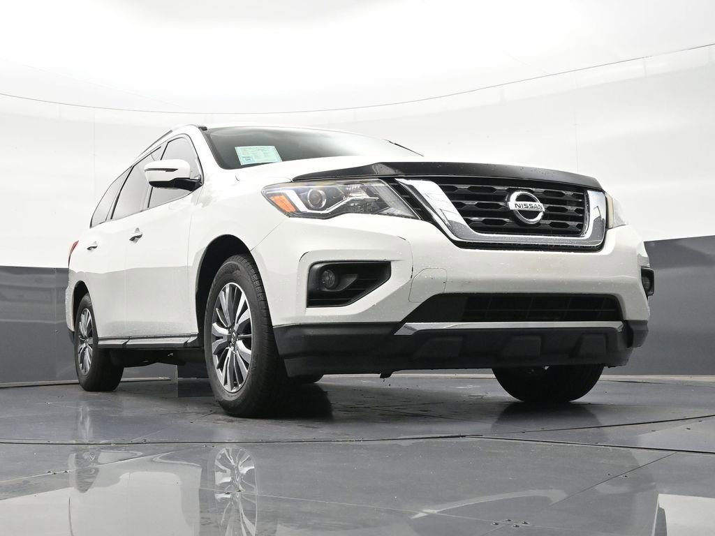 Used 2020 Nissan Pathfinder SV image 29