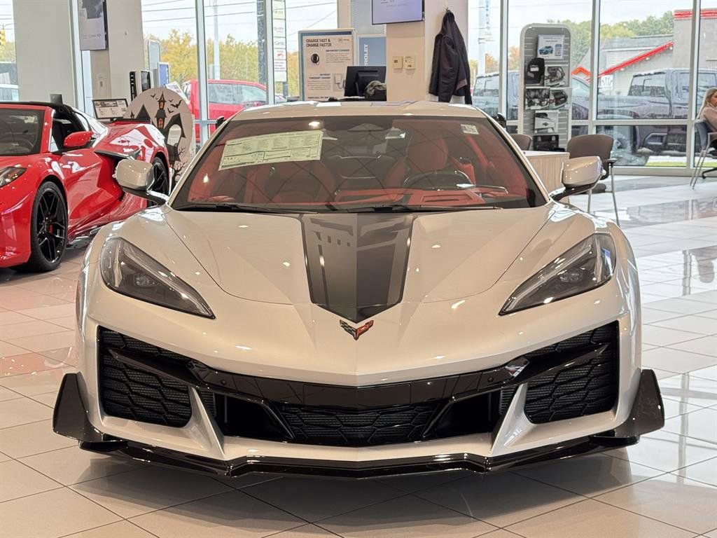 New 2026 Chevrolet Corvette Z06 video 2