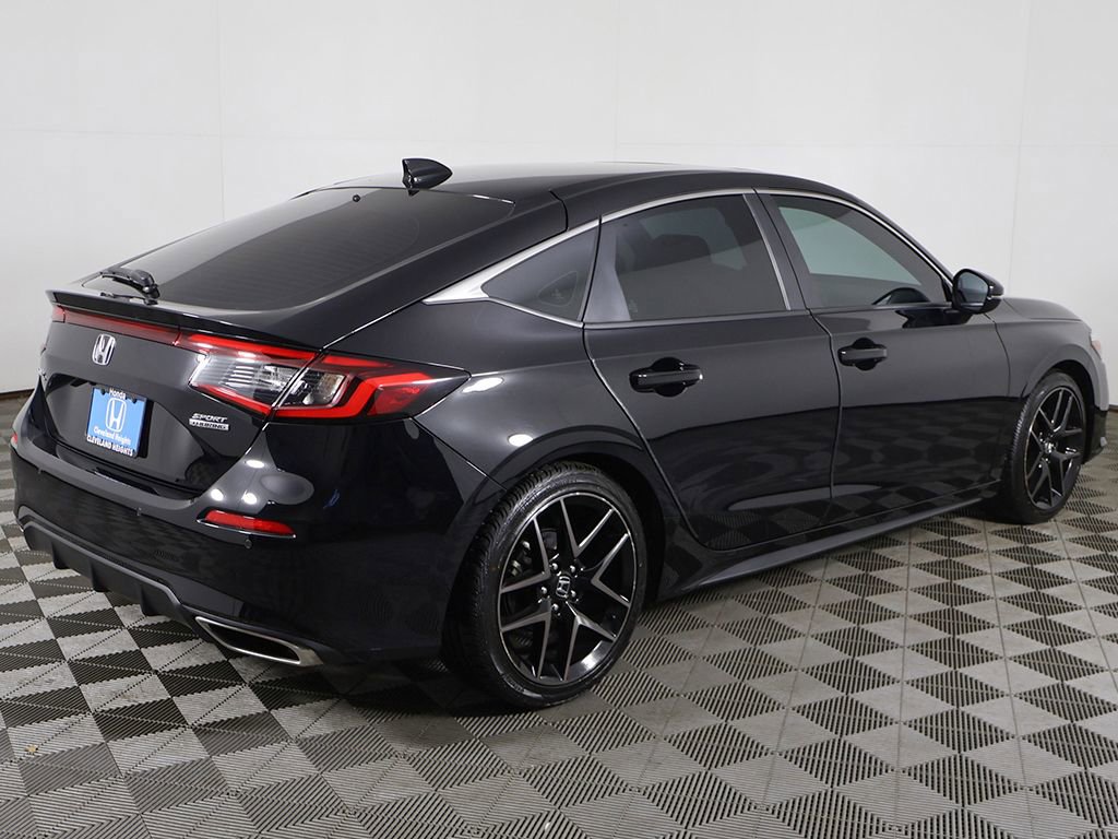Used 2024 Honda Civic Sport Touring image 11
