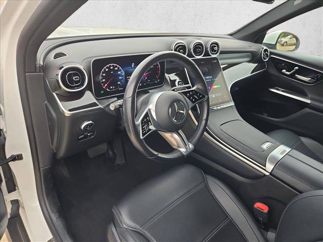 Used 2024 Mercedes-Benz GLC 300 w/ Winter Package image 10