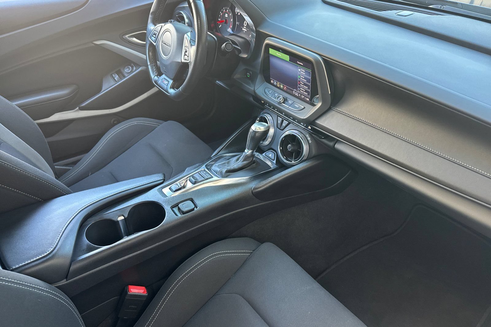 Used 2022 Chevrolet Camaro SS RWD image 18