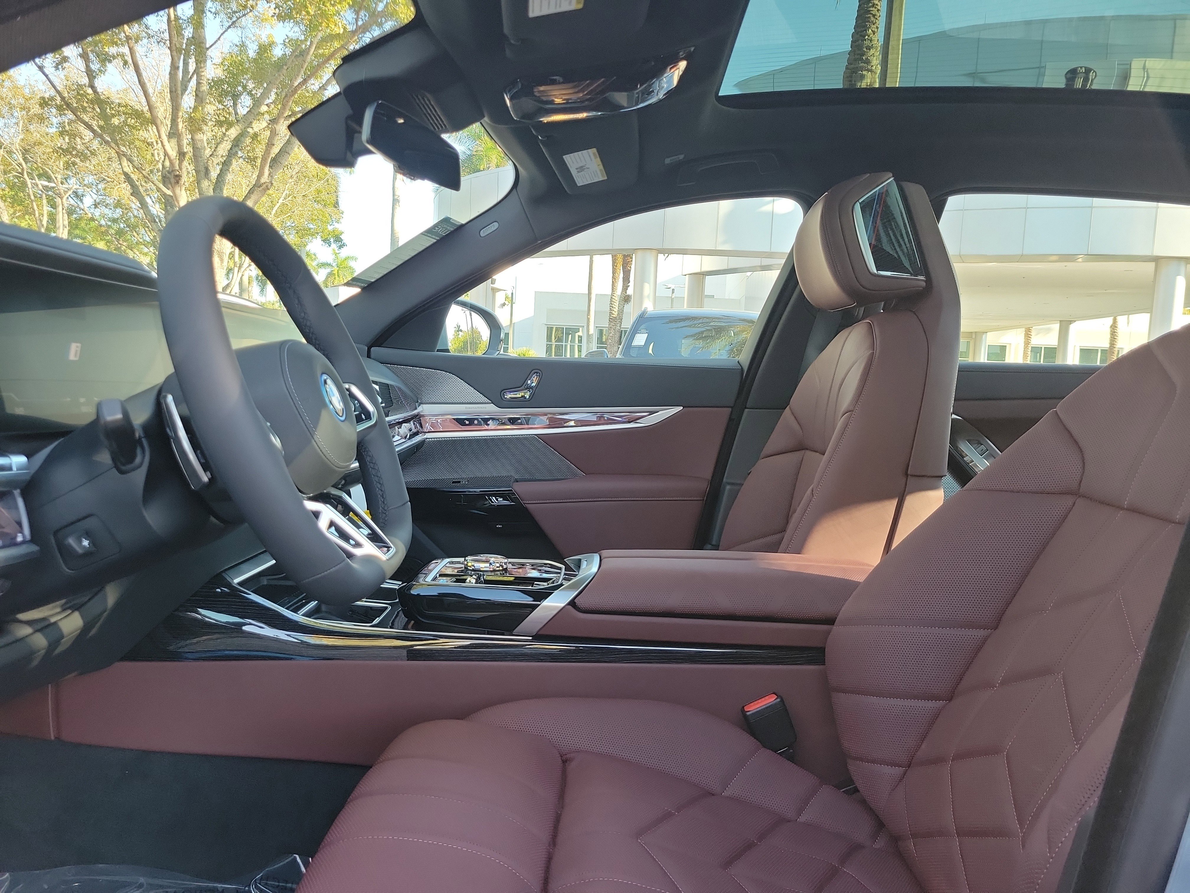 New 2026 BMW i7 eDrive50 w/ M Sport Package image 22