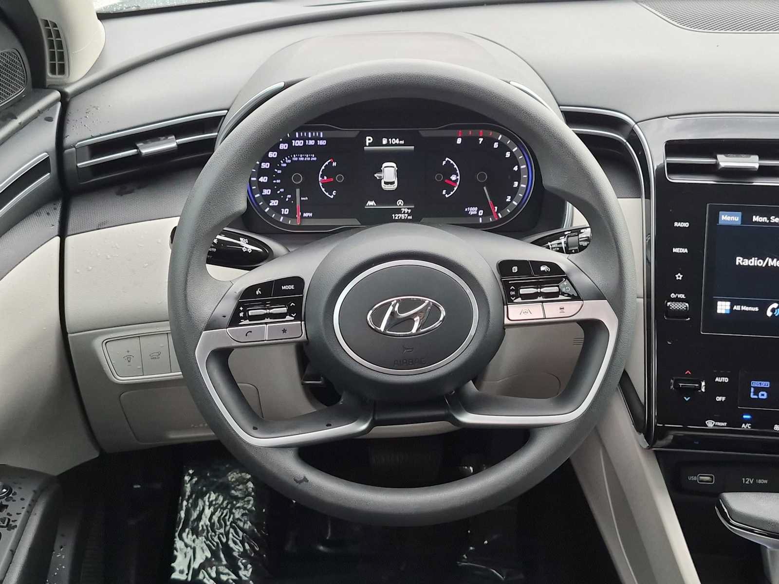 Certified 2024 Hyundai Tucson SEL FWD image 22