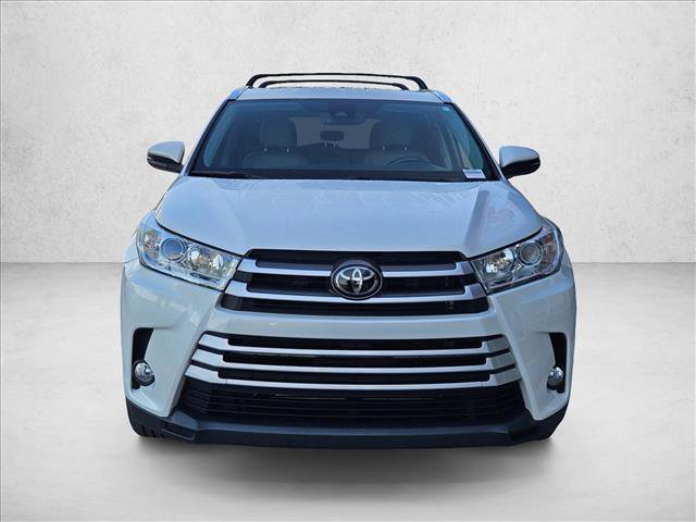 Used 2018 Toyota Highlander XLE AWD/4WD image 2