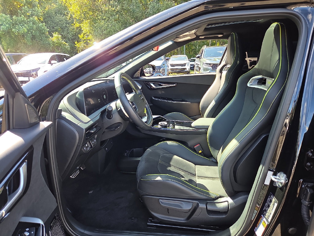 Used 2024 Kia EV6 GT AWD/4WD image 14