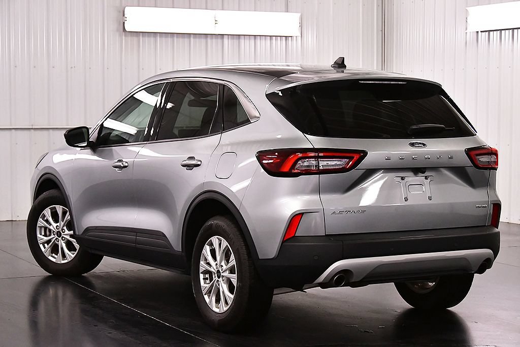 Used 2023 Ford Escape Active w/ Tech Pack #1 AWD/4WD image 5