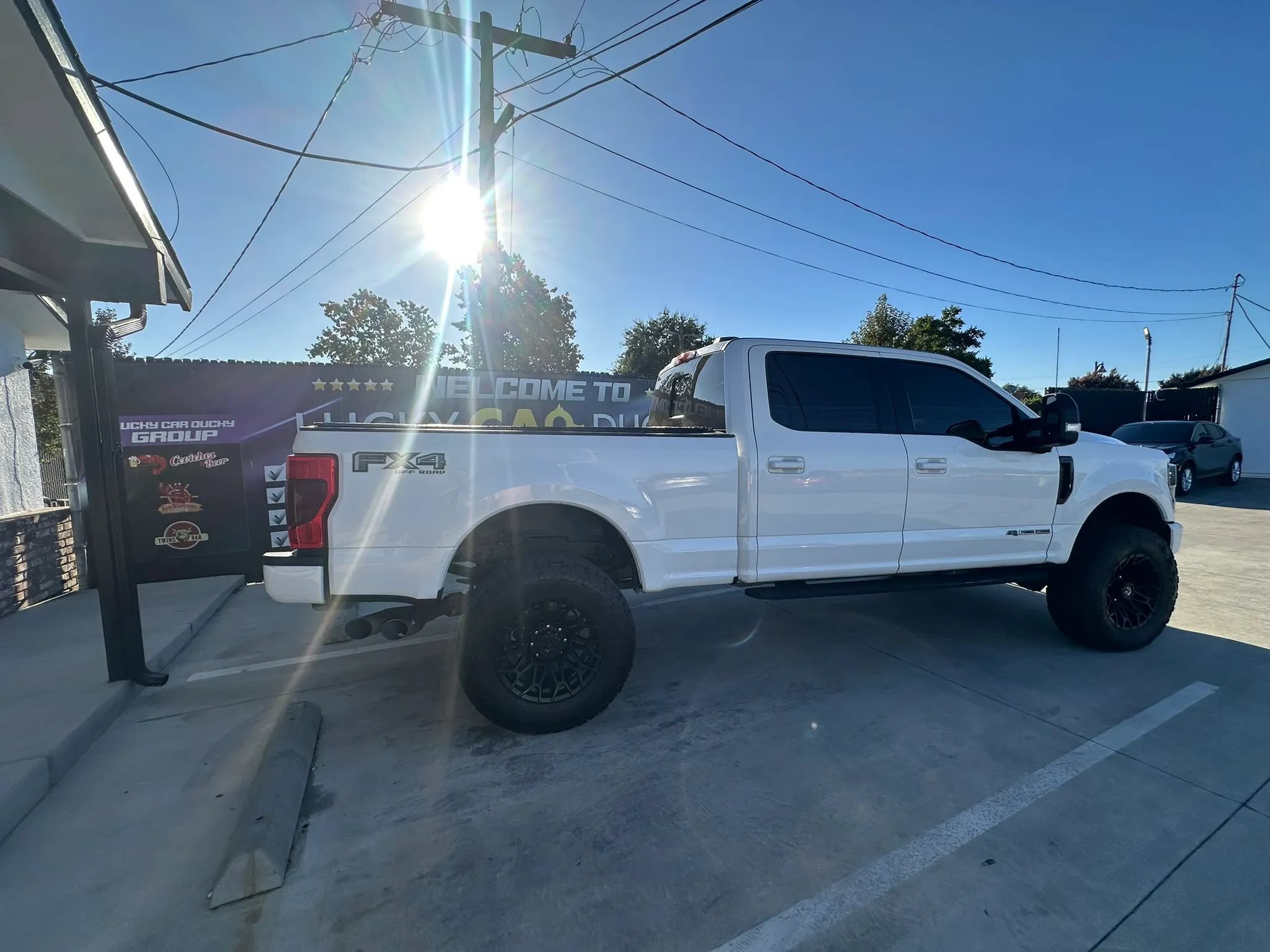 Used 2022 Ford F250 Lariat w/ Black Appearance Package AWD/4WD image 5