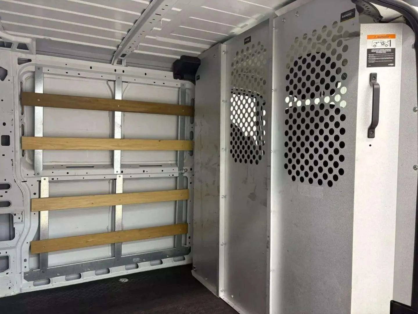 Used 2023 RAM ProMaster 2500 image 12