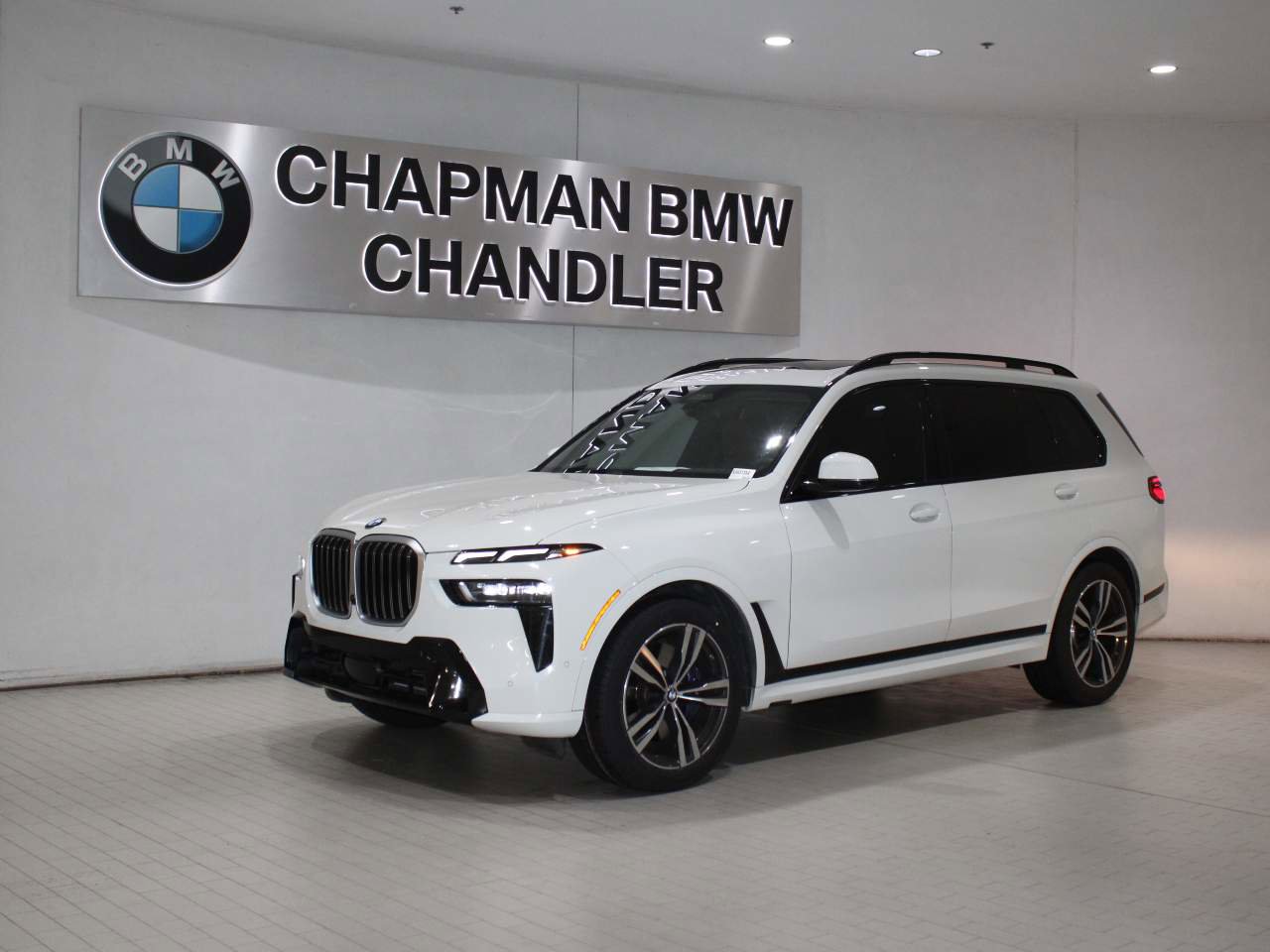Certified 2023 BMW X7 xDrive40i w/ Executive Package image 1