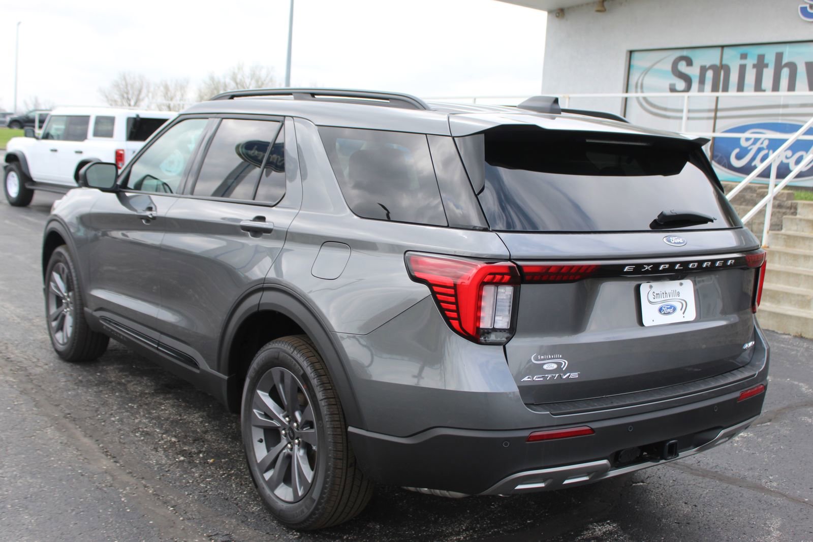New 2026 Ford Explorer Active image 4
